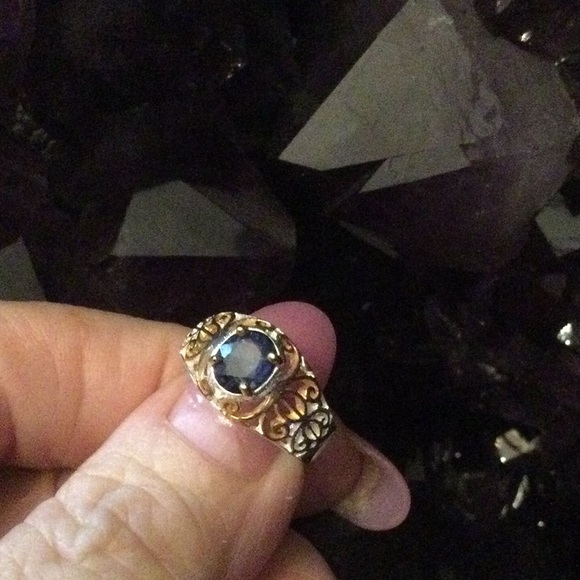 Enchanting Genuine Sapphire Ring - Picture 6 of 10